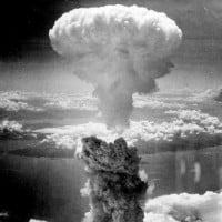 Atomic Bombs on Hiroshima and Nagasaki