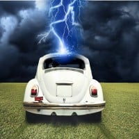 A car's rubber tires don't protect you from lightning