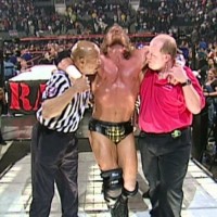 Triple H Tears His Quad (5/21/2001)