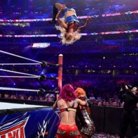 Charlotte vs. Sasha Banks vs. Becky Lynch - Women's Championship Triple Threat Match