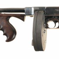 Top 10 Best Submachine Guns of All Time - TheTopTens