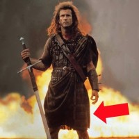 Braveheart - Mel Gibson's kilt wasn't worn in the 13th century (the kilts weren’t used until the 16th century)